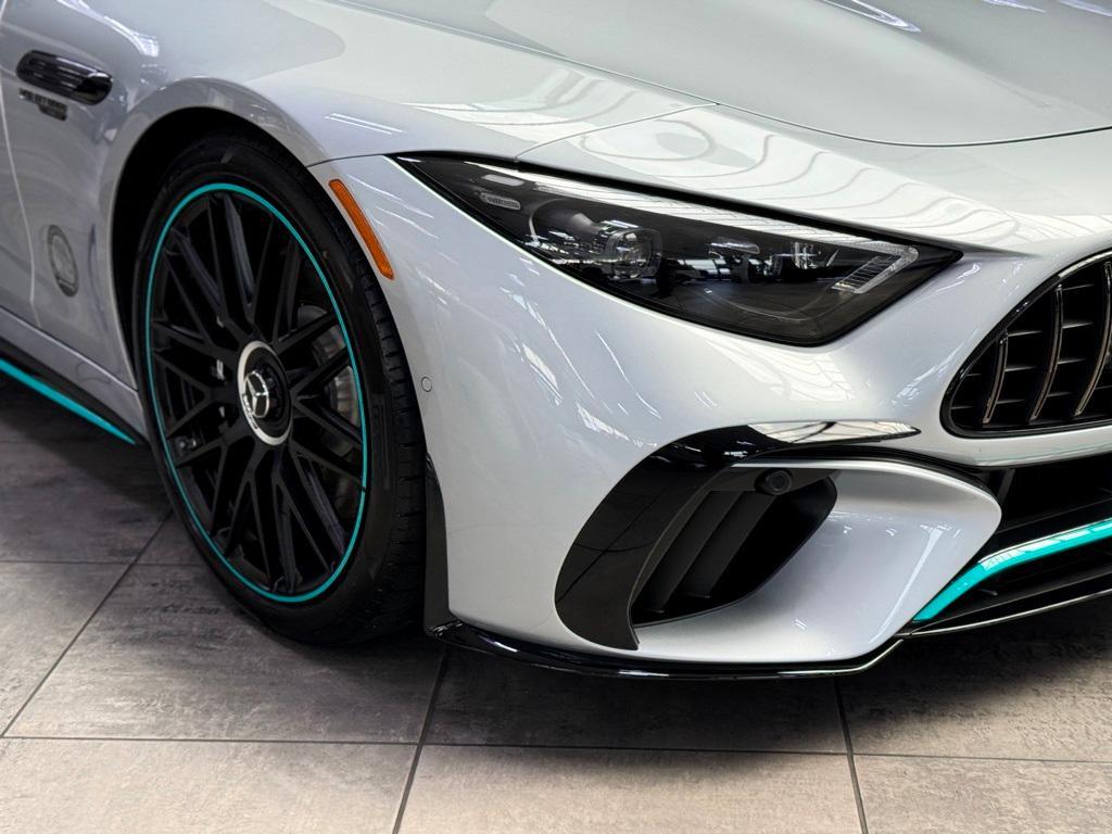 new 2024 Mercedes-Benz AMG SL 63 car, priced at $284,044