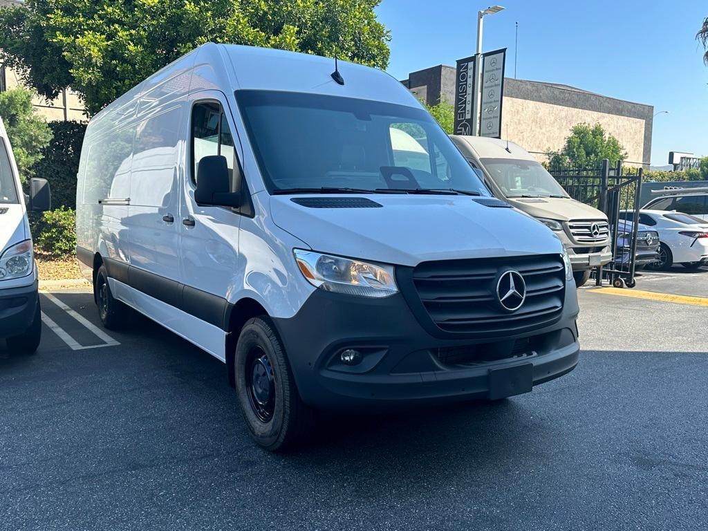 new 2025 Mercedes-Benz Sprinter 2500 car, priced at $73,814
