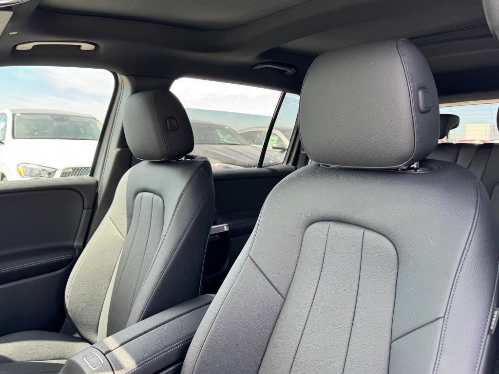 new 2026 Mercedes-Benz GLB 250 car, priced at $50,740