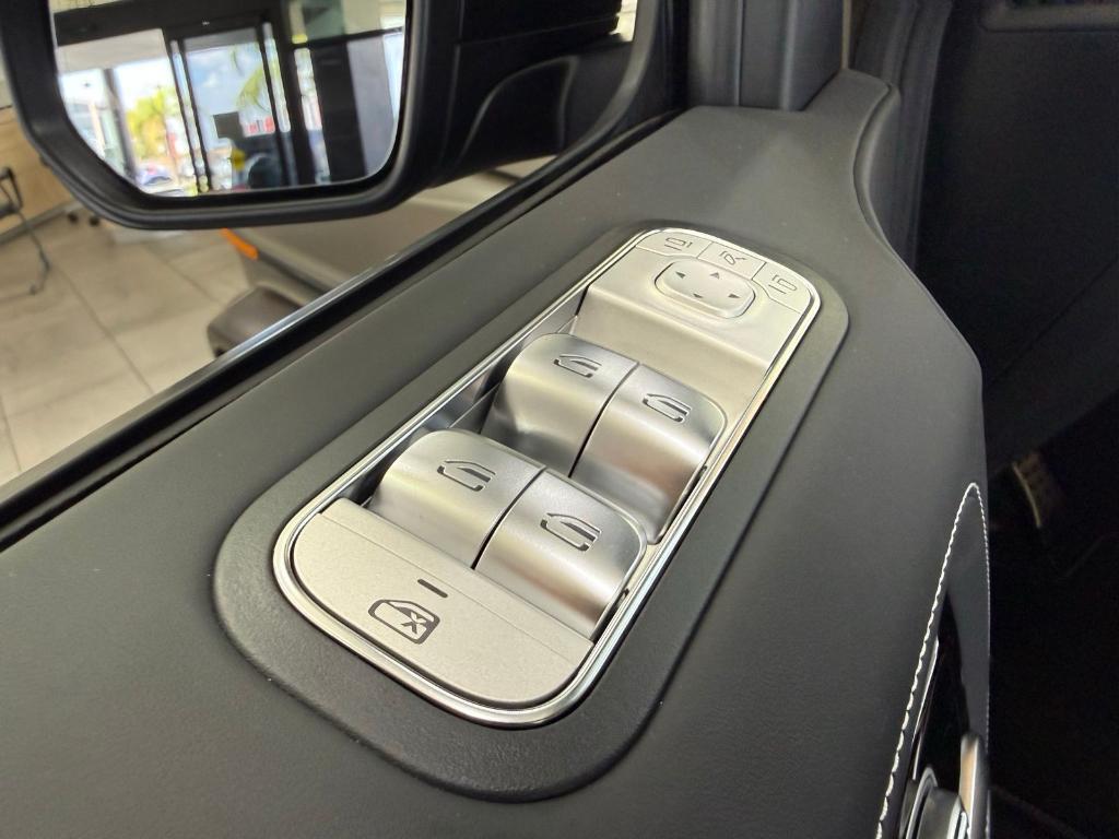 new 2026 Mercedes-Benz AMG G 63 car, priced at $226,690