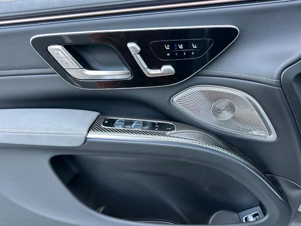 new 2026 Mercedes-Benz EQS 400 car, priced at $100,815