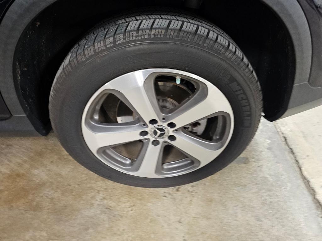 used 2019 Mercedes-Benz GLC 300 car, priced at $19,995