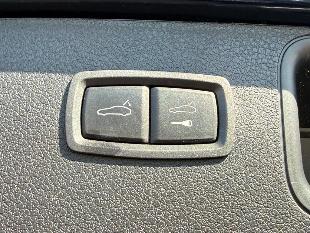 used 2022 Porsche Macan car, priced at $42,166