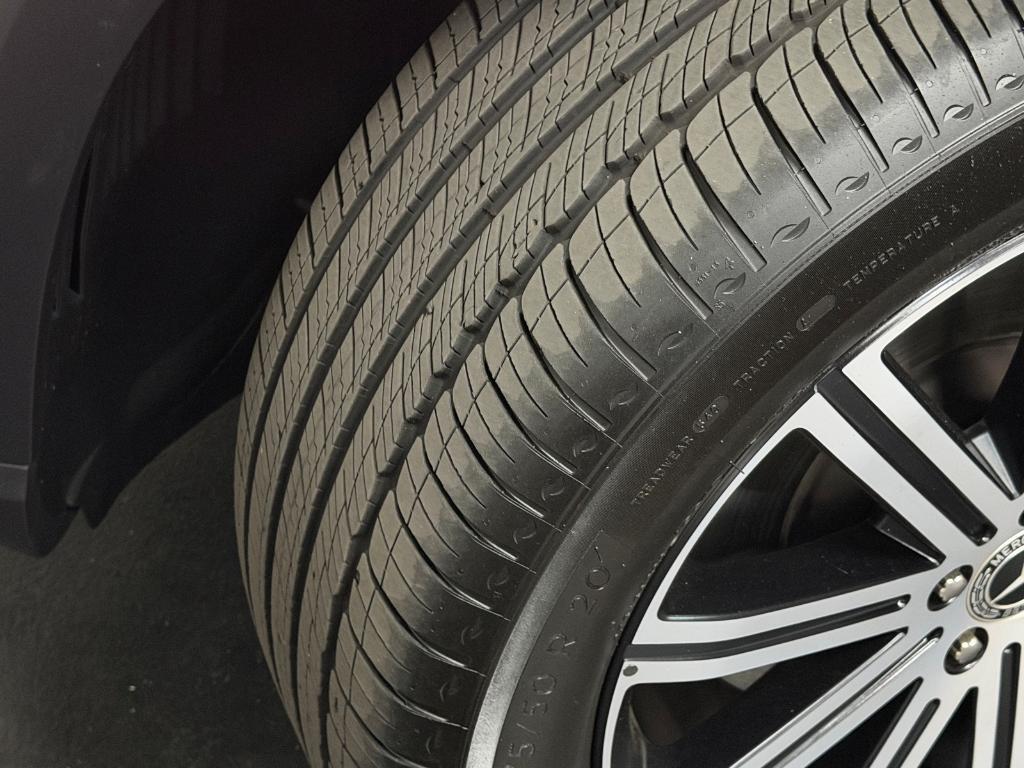 used 2025 Mercedes-Benz GLE 350 car, priced at $57,914