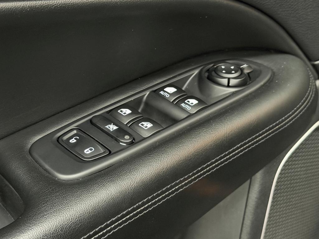 used 2020 Jeep Compass car, priced at $16,573