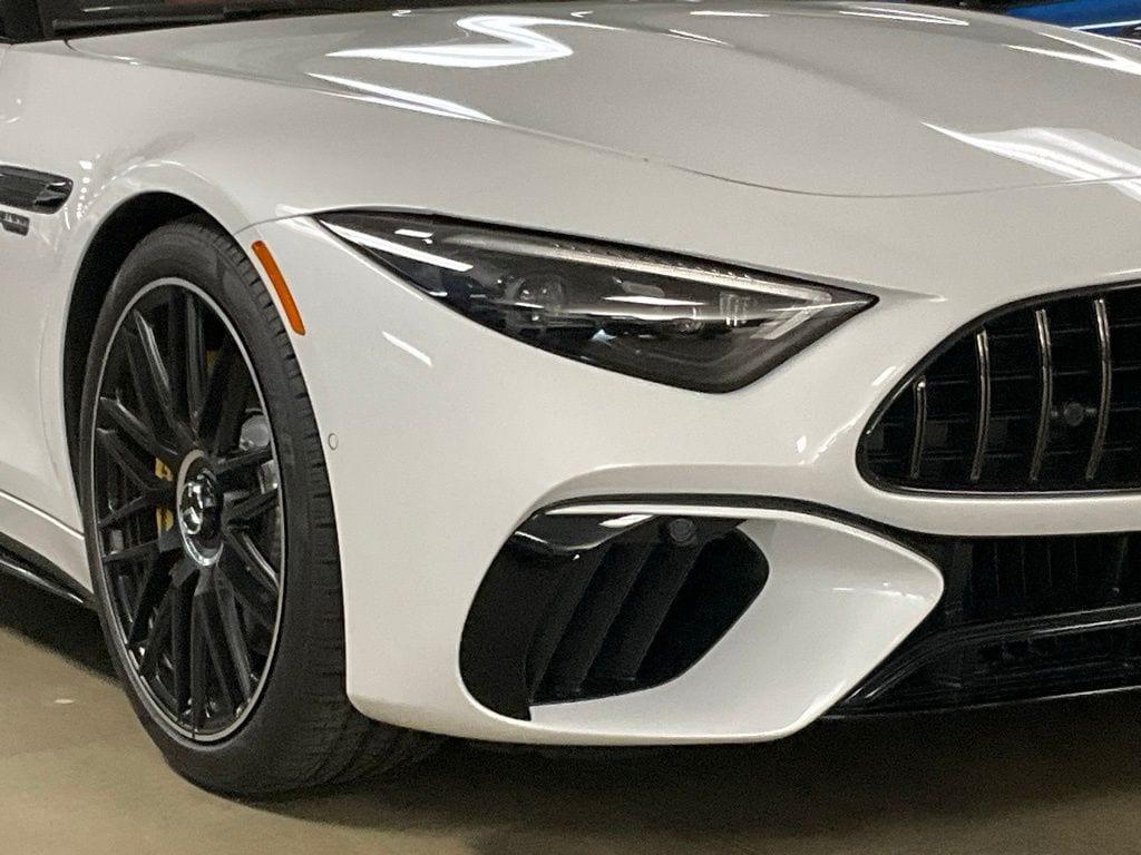 new 2025 Mercedes-Benz AMG SL 55 car, priced at $171,312
