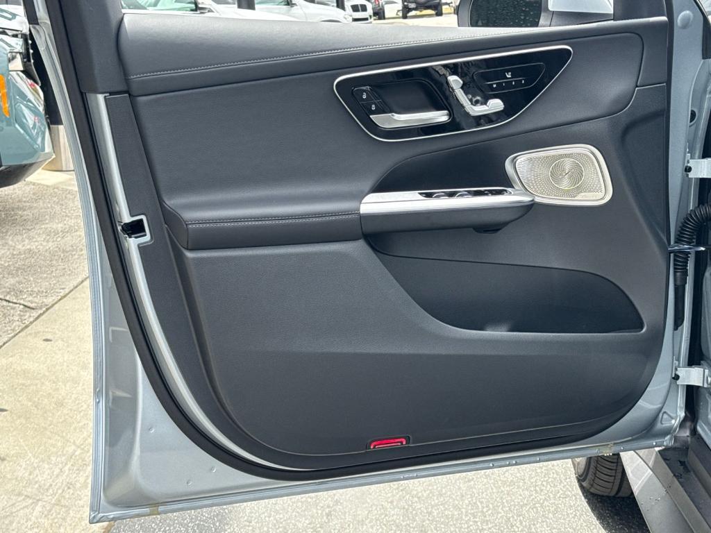 new 2026 Mercedes-Benz GLC 300 car, priced at $66,245
