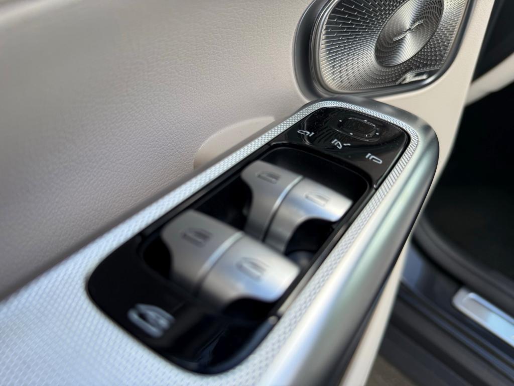 new 2026 Mercedes-Benz GLC 300 car, priced at $69,470