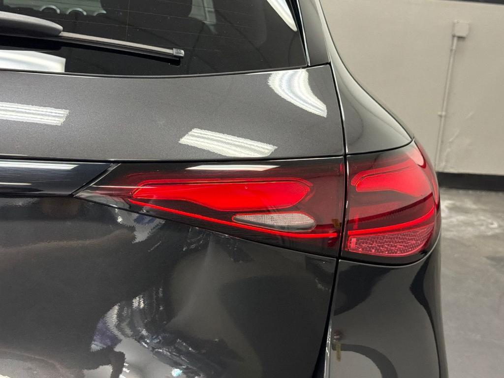 used 2026 Mercedes-Benz GLC 300 car, priced at $48,286