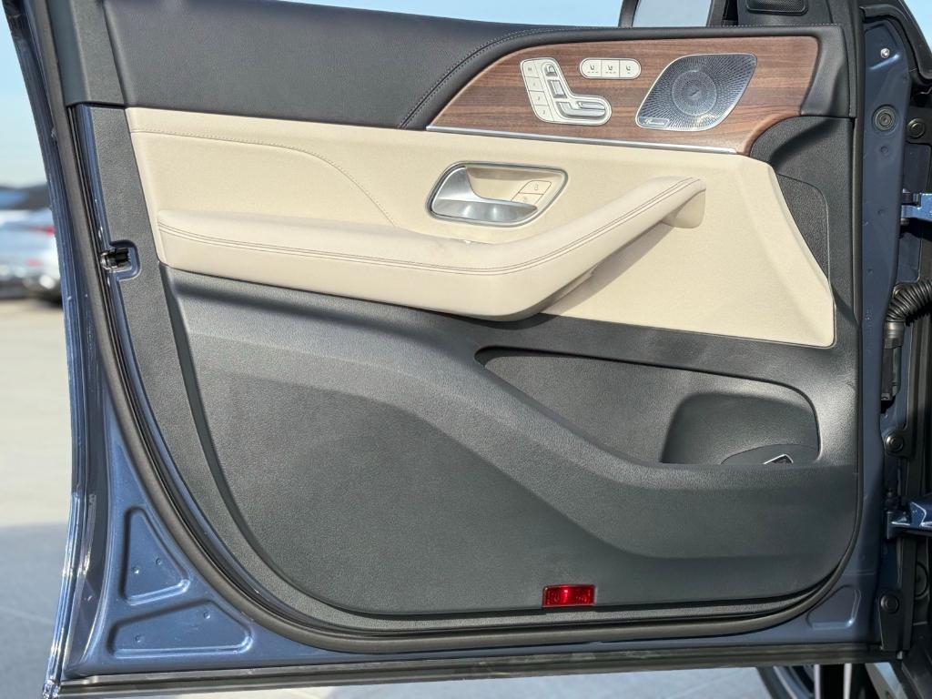 new 2026 Mercedes-Benz AMG GLE 53 car, priced at $95,865