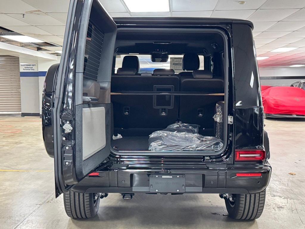 new 2025 Mercedes-Benz G-Class car, priced at $188,755