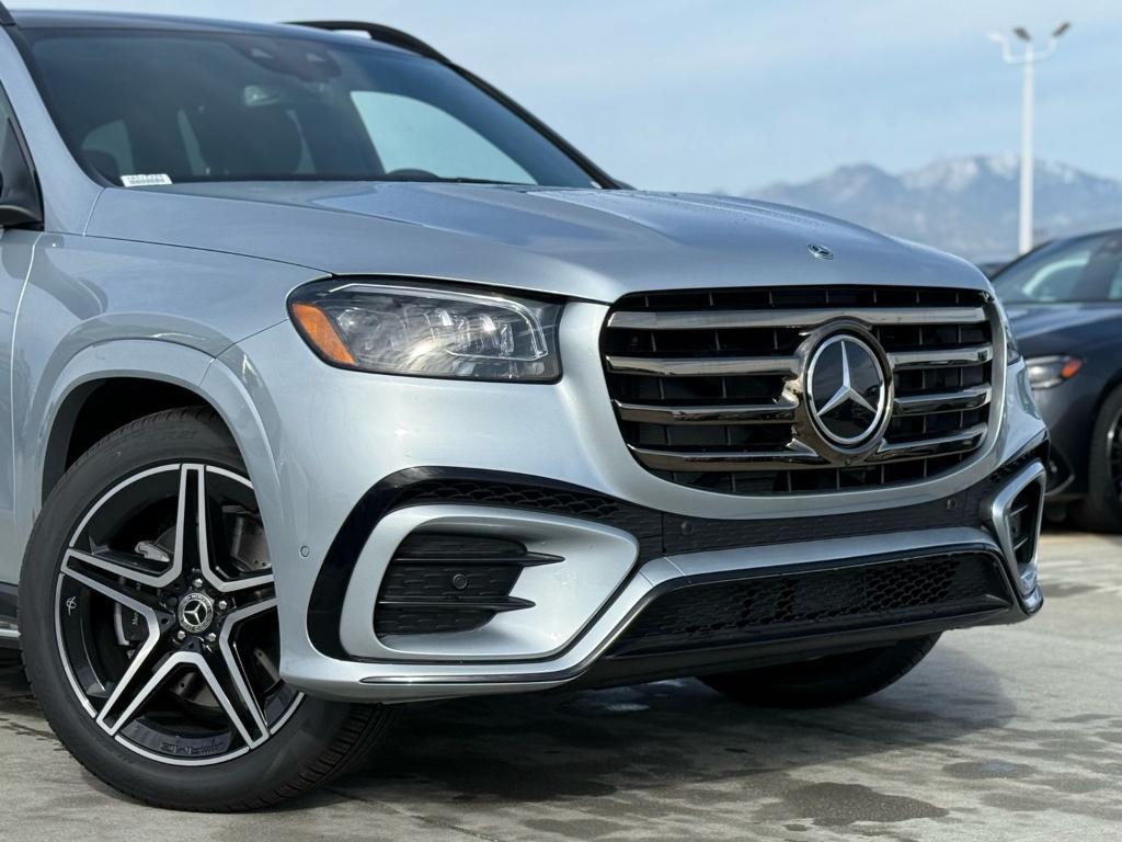 new 2026 Mercedes-Benz GLS 450 car, priced at $102,820
