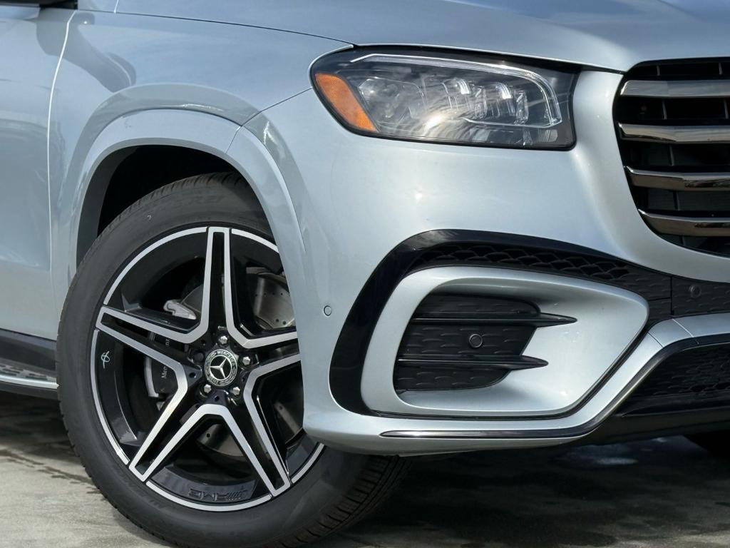 new 2026 Mercedes-Benz GLS 450 car, priced at $102,820
