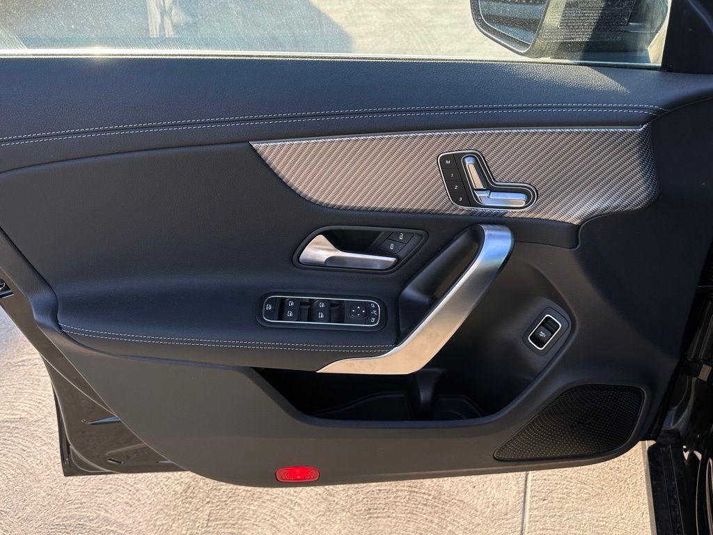 new 2025 Mercedes-Benz CLA 250 car, priced at $49,595