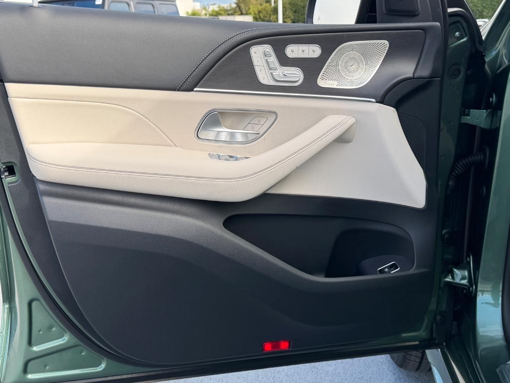 new 2026 Mercedes-Benz GLE 350 car, priced at $84,870