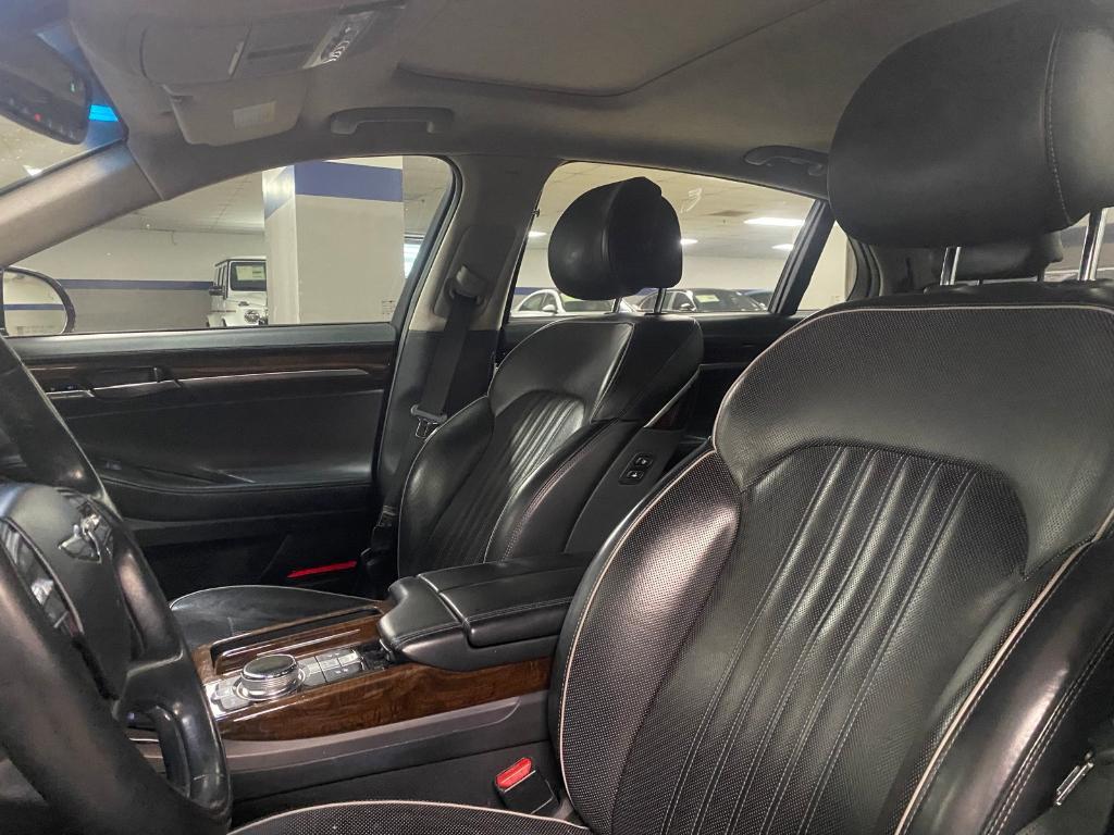 used 2019 Genesis G90 car, priced at $21,004