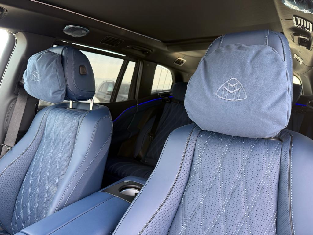 new 2026 Mercedes-Benz Maybach GLS 600 car, priced at $197,305