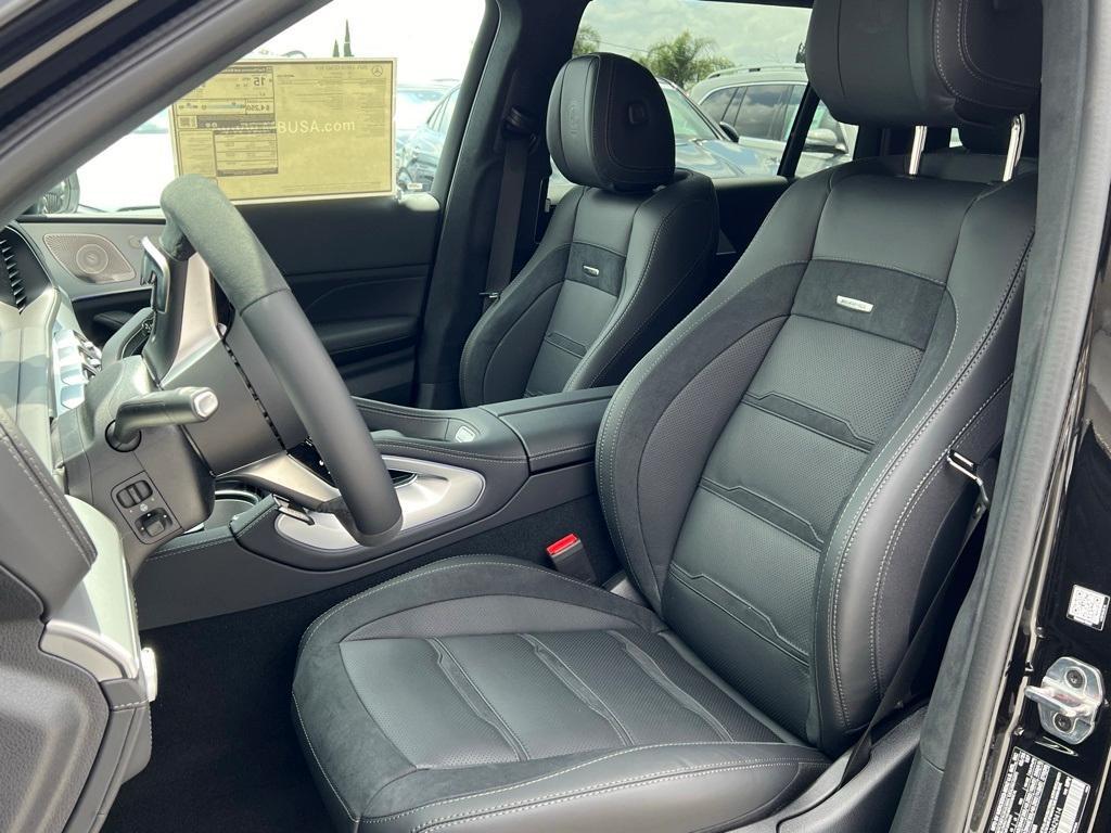 new 2025 Mercedes-Benz AMG GLS 63 car, priced at $152,695