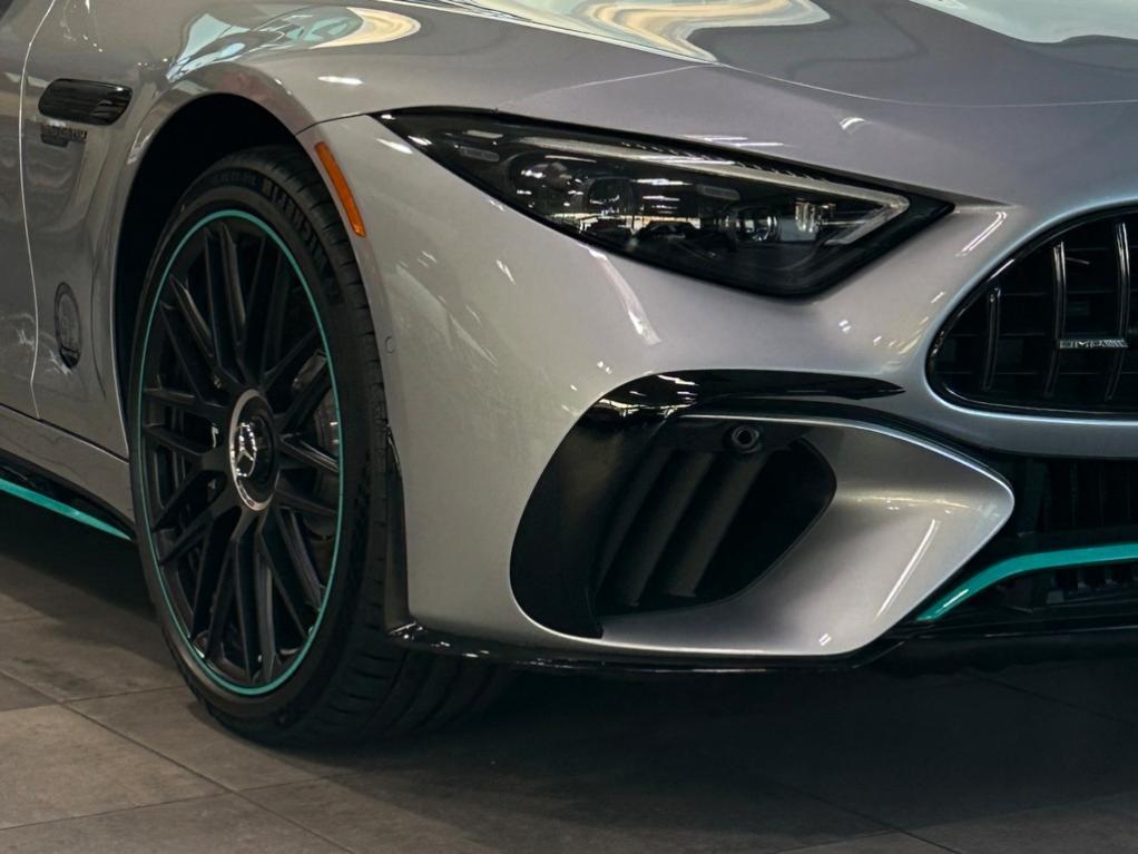 new 2024 Mercedes-Benz AMG SL 63 car, priced at $284,044