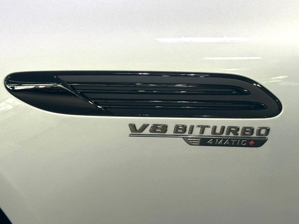 new 2024 Mercedes-Benz AMG SL 63 car, priced at $284,044