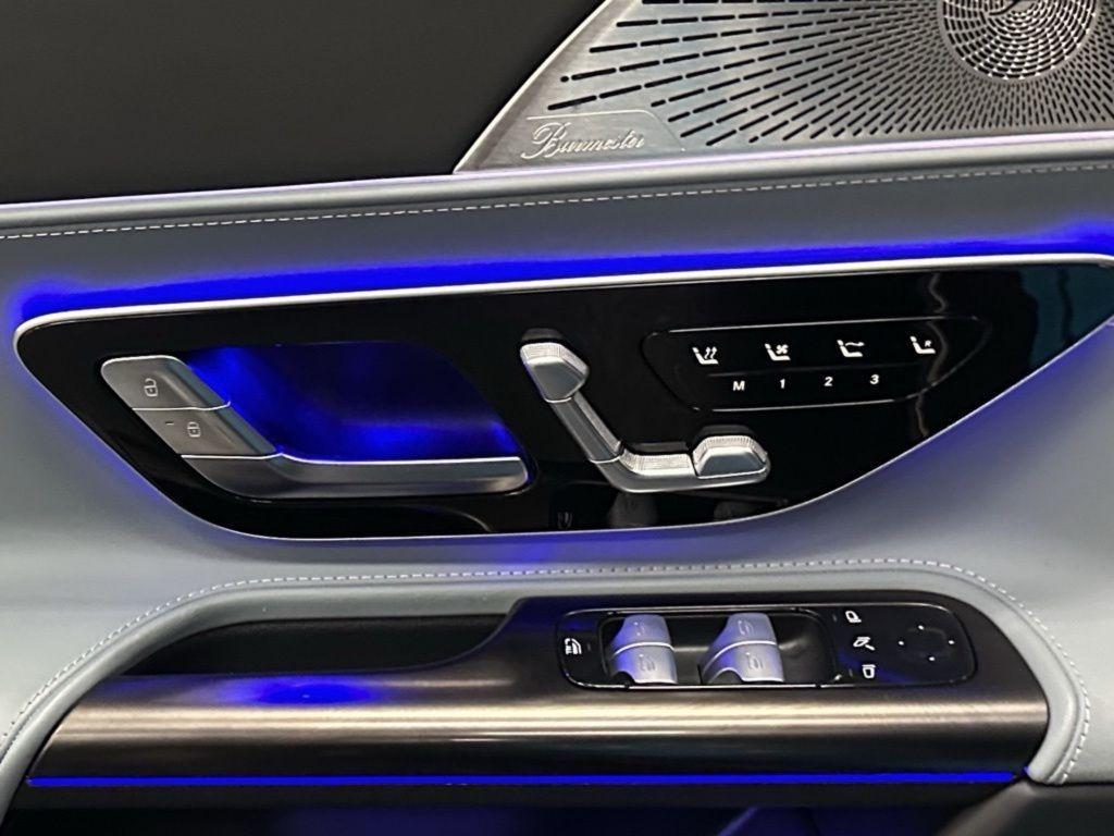 used 2024 Mercedes-Benz AMG SL 63 car, priced at $230,994