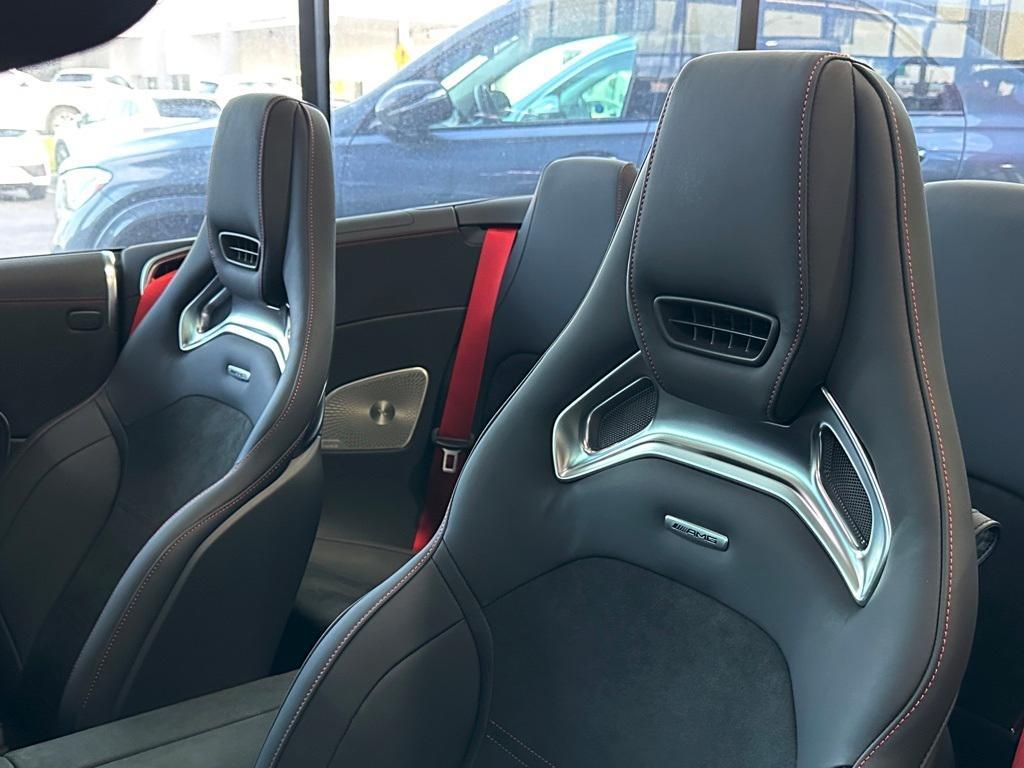 new 2024 Mercedes-Benz AMG SL 63 car, priced at $284,044