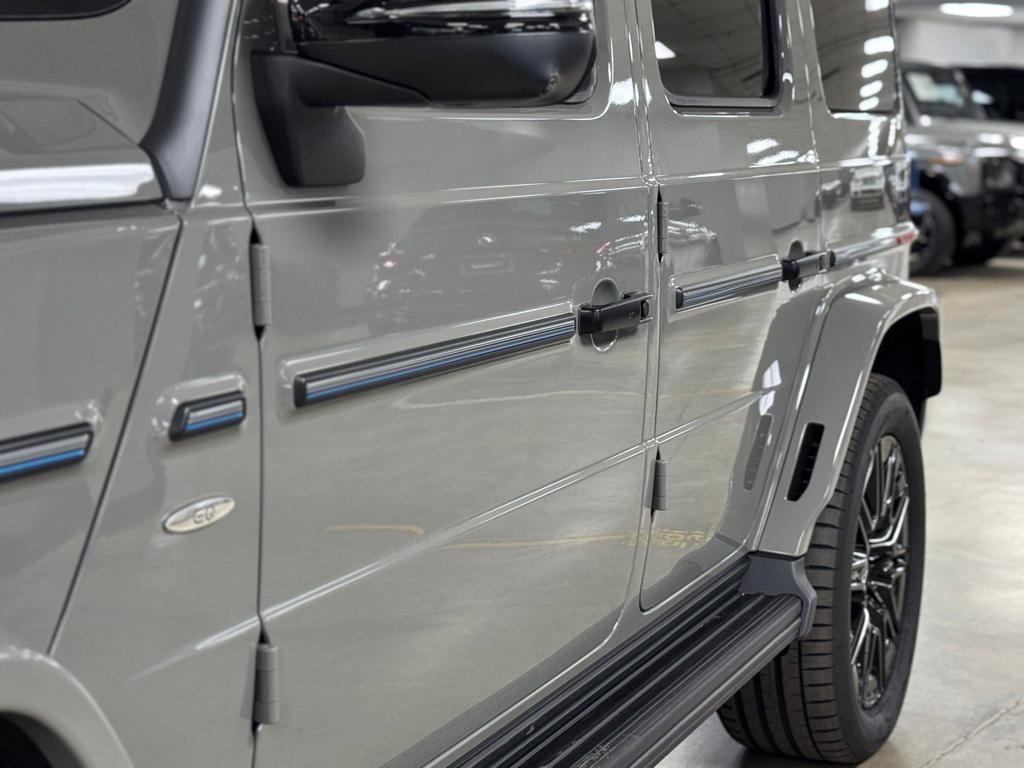 new 2025 Mercedes-Benz G-Class car, priced at $188,755