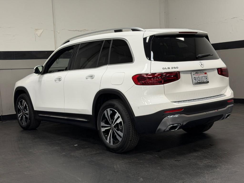 used 2025 Mercedes-Benz GLB 250 car, priced at $40,102