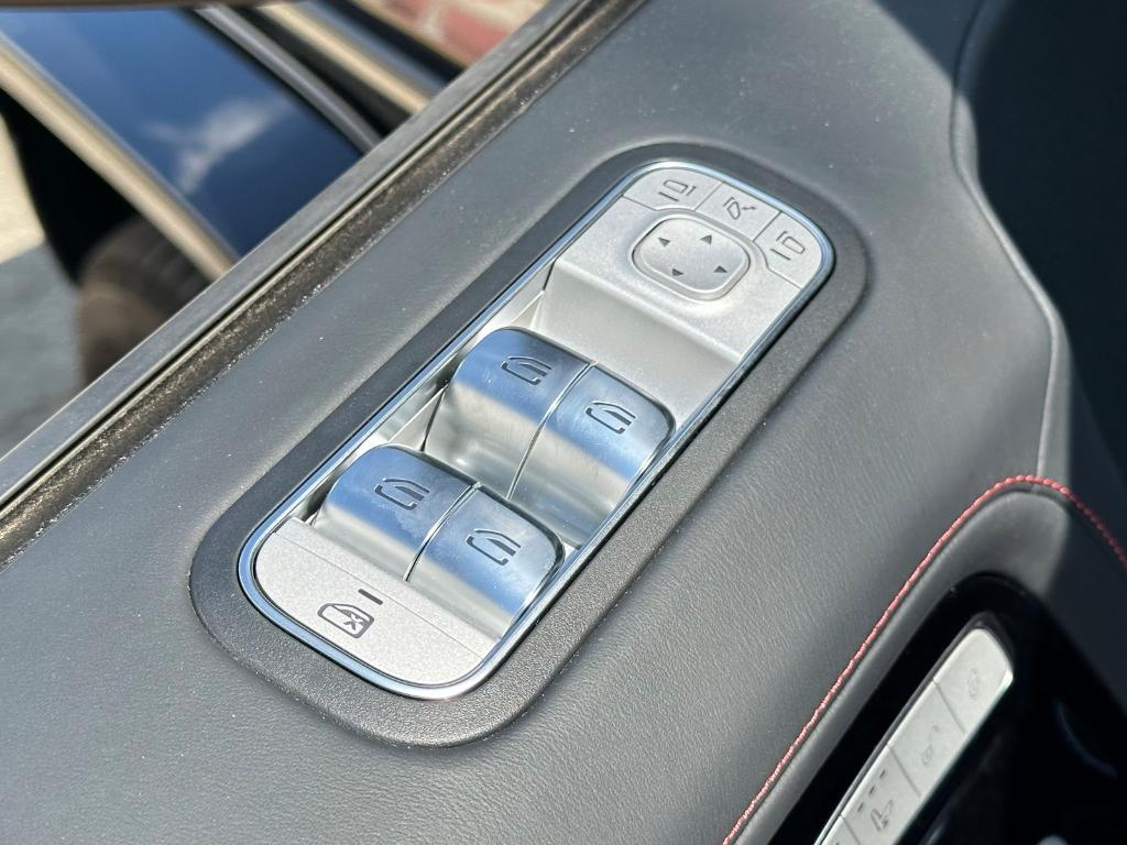 new 2025 Mercedes-Benz G-Class car, priced at $171,635