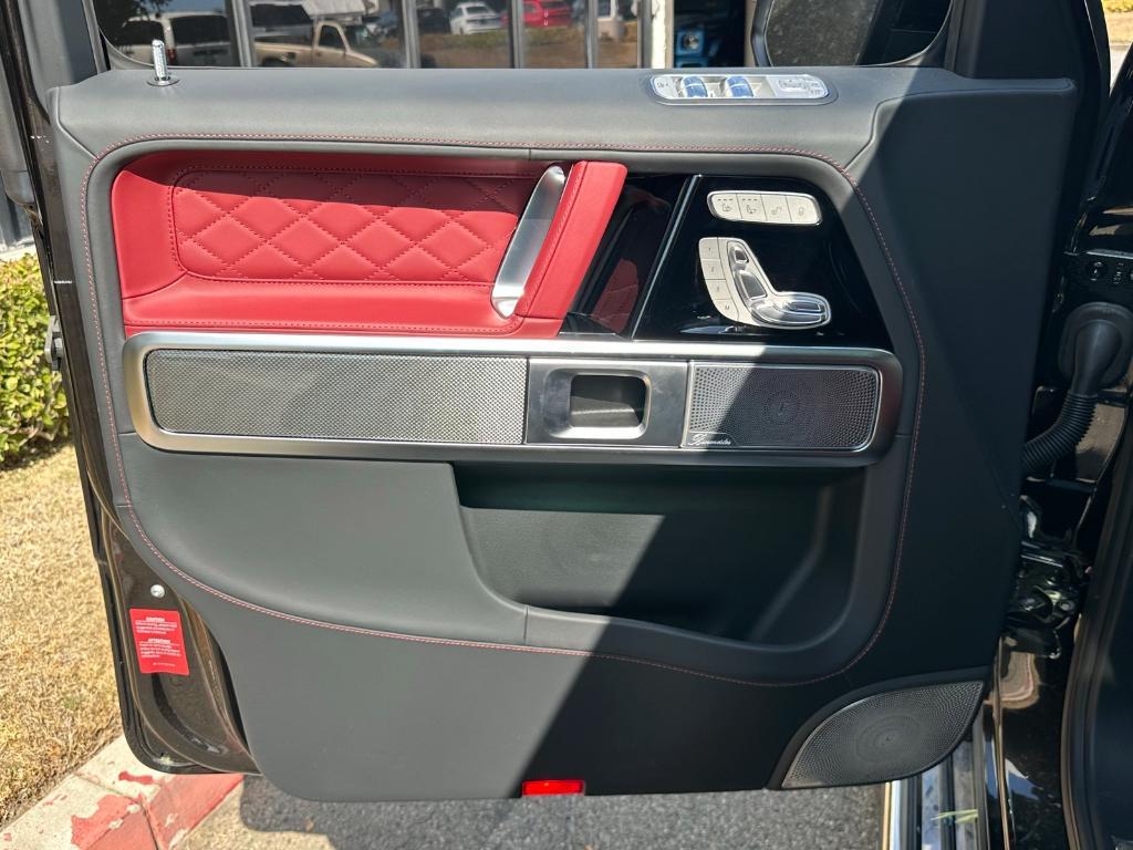 new 2025 Mercedes-Benz G-Class car, priced at $171,635