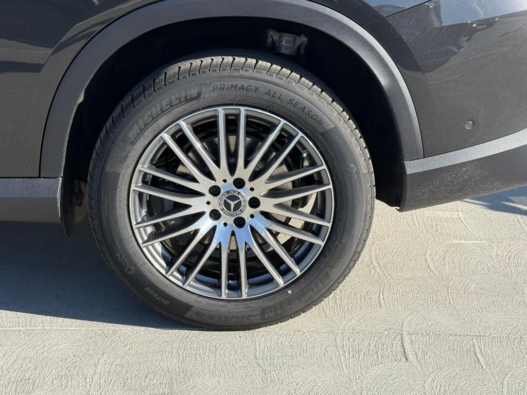 new 2026 Mercedes-Benz GLC 300 car, priced at $65,865