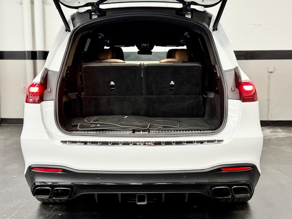 used 2025 Mercedes-Benz AMG GLS 63 car, priced at $125,988