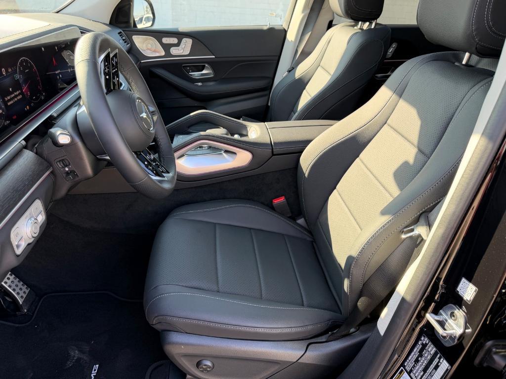 new 2026 Mercedes-Benz GLS 450 car, priced at $98,020
