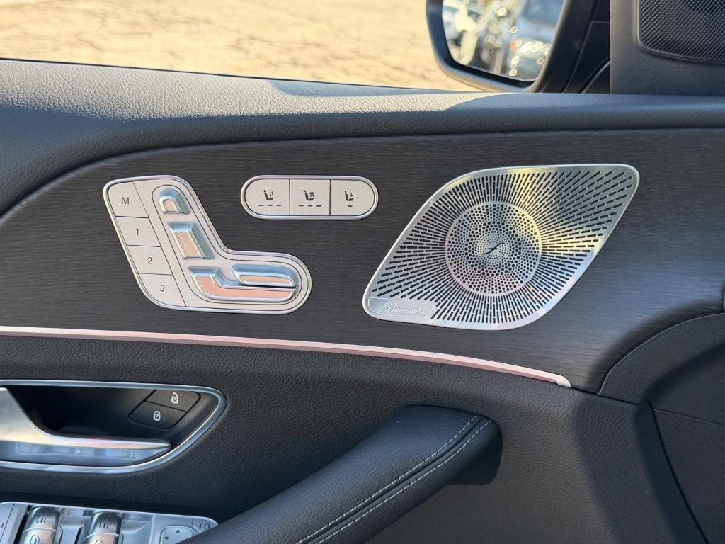 new 2026 Mercedes-Benz GLS 450 car, priced at $98,020