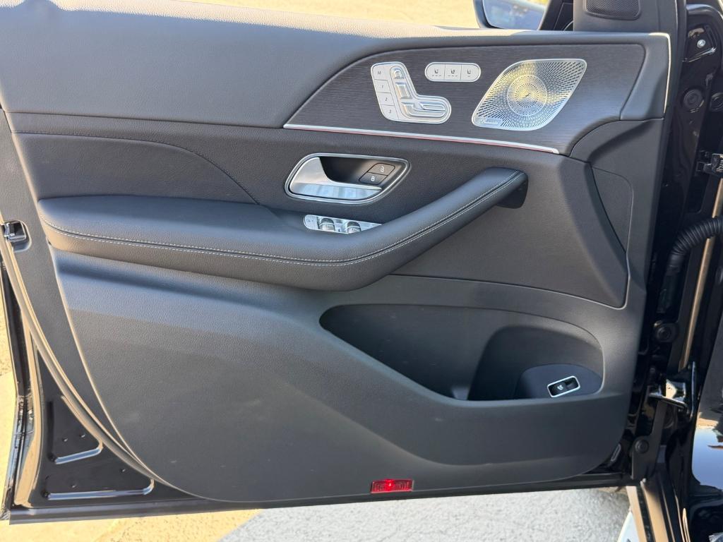 new 2026 Mercedes-Benz GLS 450 car, priced at $98,020