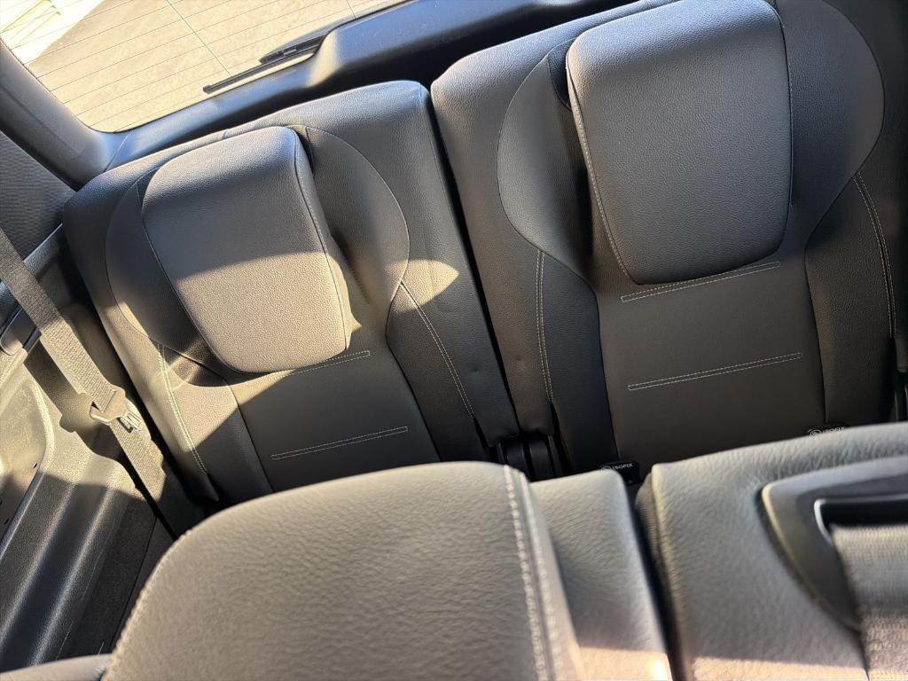 used 2022 Mercedes-Benz GLB 250 car, priced at $27,999