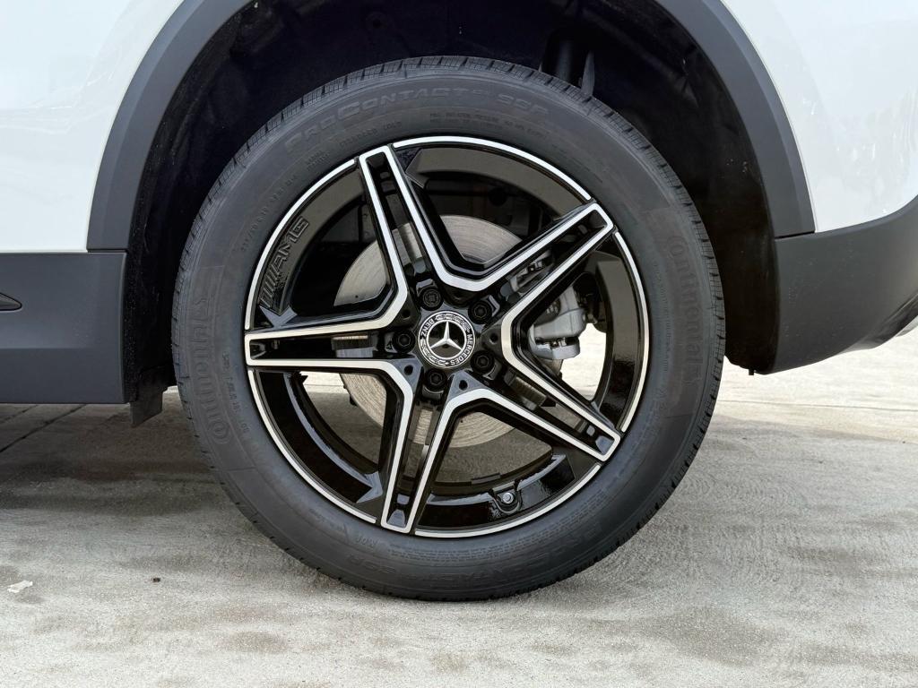 new 2026 Mercedes-Benz GLA 250 car, priced at $43,930