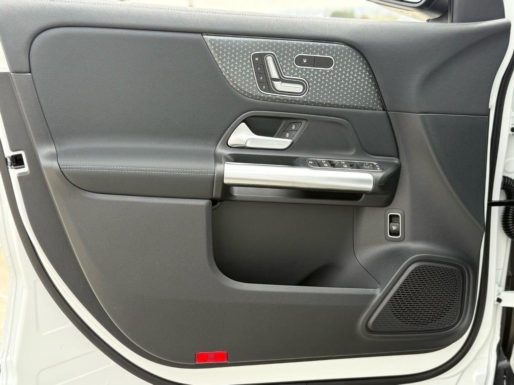 new 2026 Mercedes-Benz GLA 250 car, priced at $43,930