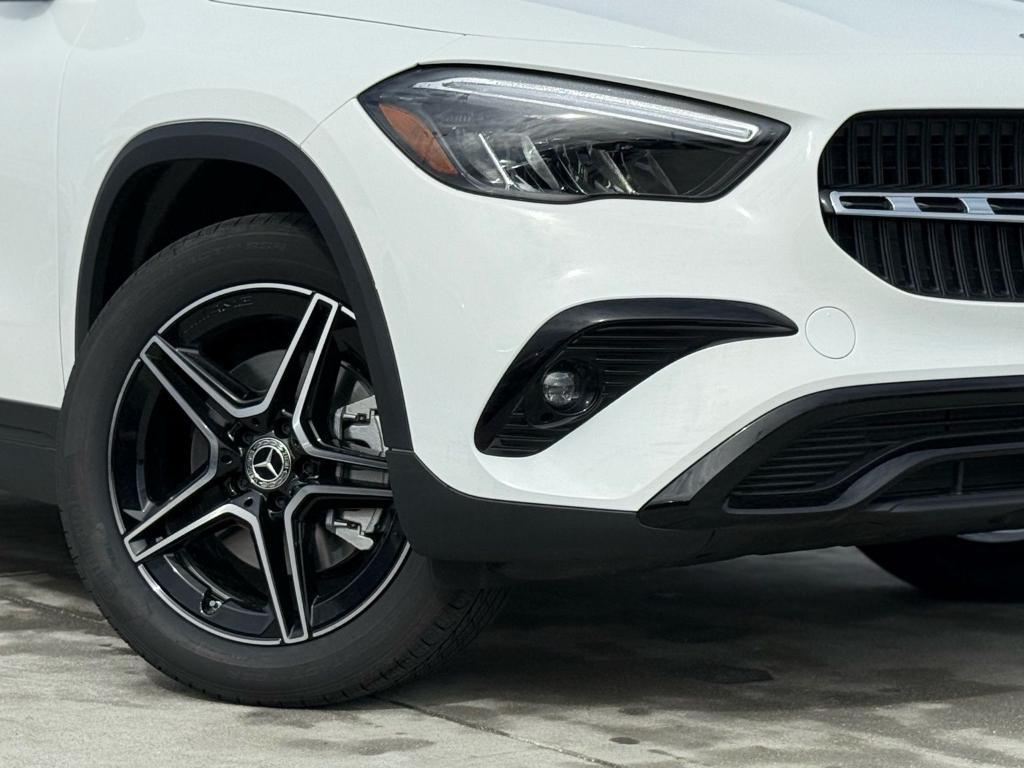new 2026 Mercedes-Benz GLA 250 car, priced at $43,930