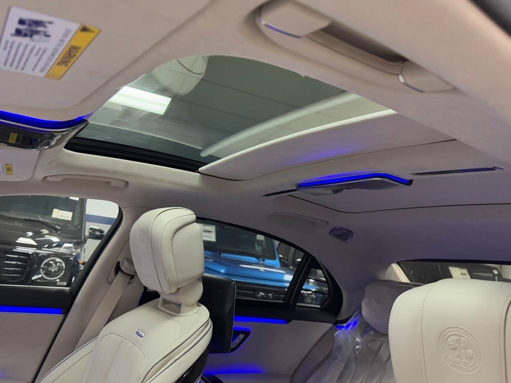 new 2025 Mercedes-Benz AMG S 63 E car, priced at $211,330