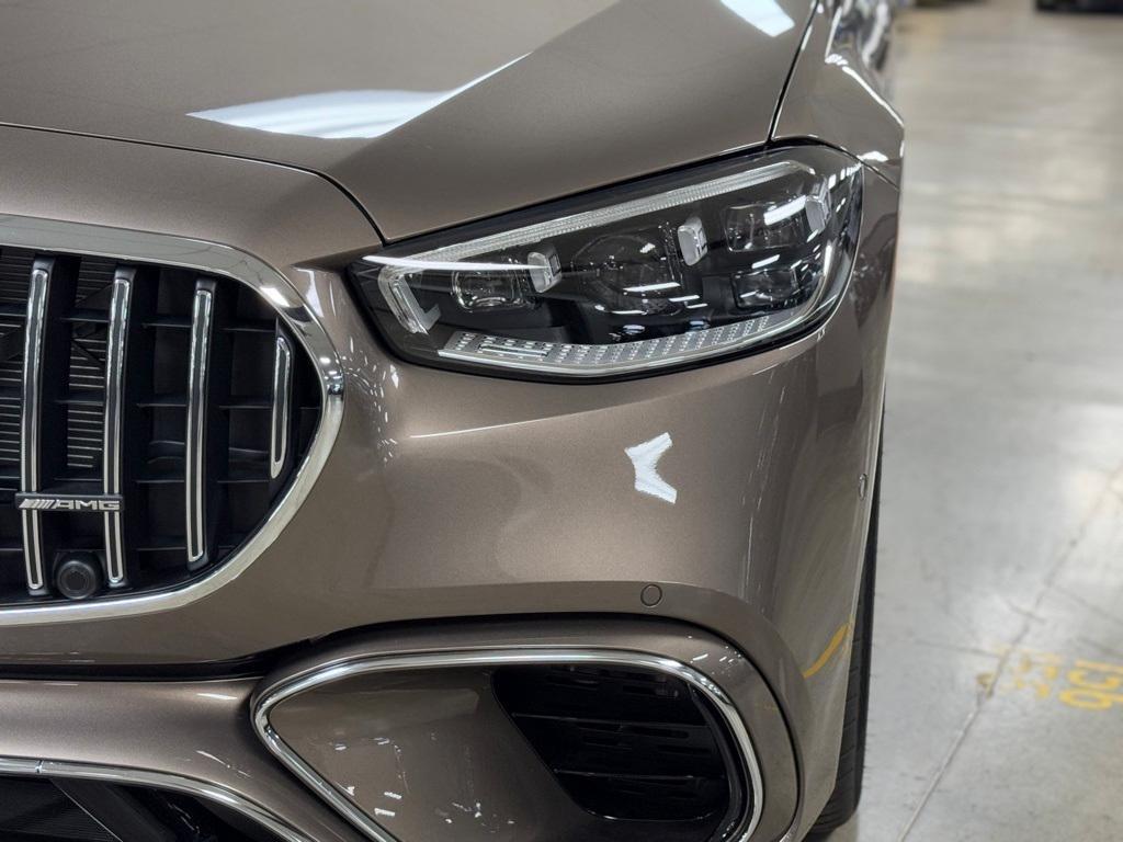 new 2025 Mercedes-Benz AMG S 63 E car, priced at $211,330