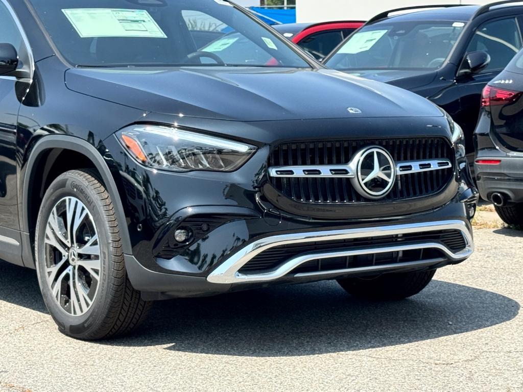 new 2025 Mercedes-Benz GLA 250 car, priced at $46,195