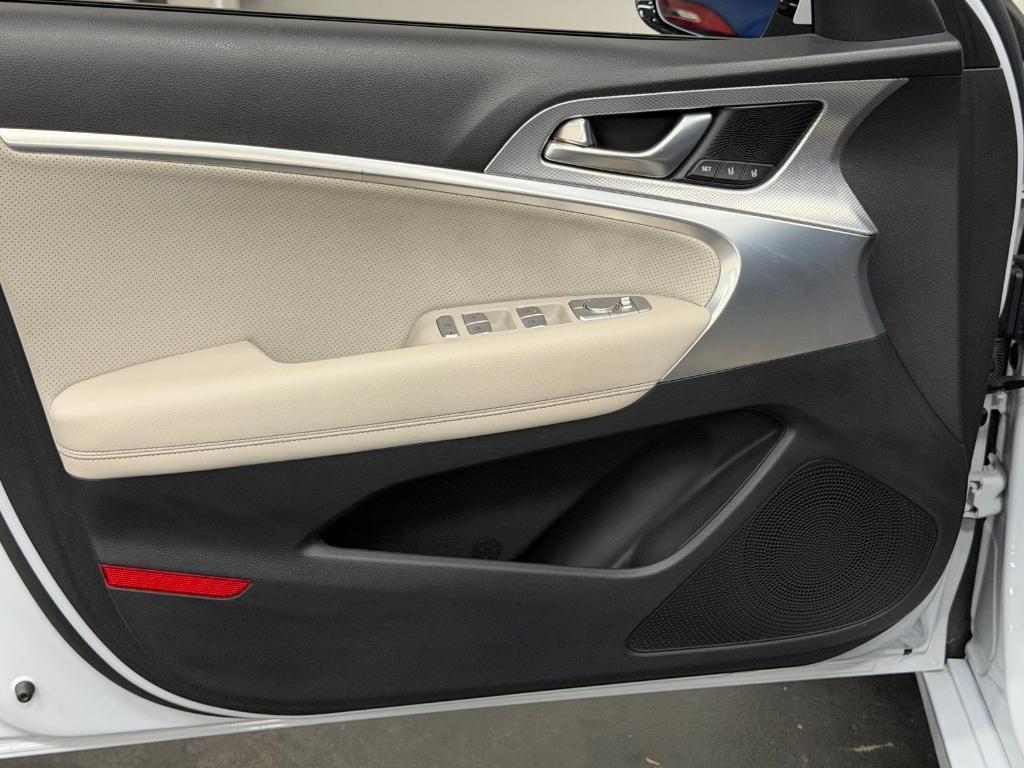 used 2022 Genesis G70 car, priced at $27,900