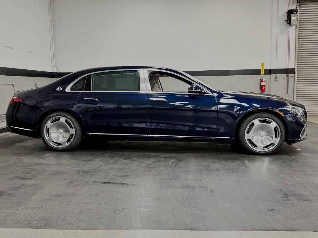 new 2026 Mercedes-Benz Maybach S 580 car, priced at $220,135