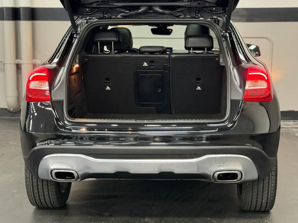 used 2020 Mercedes-Benz GLA 250 car, priced at $15,675