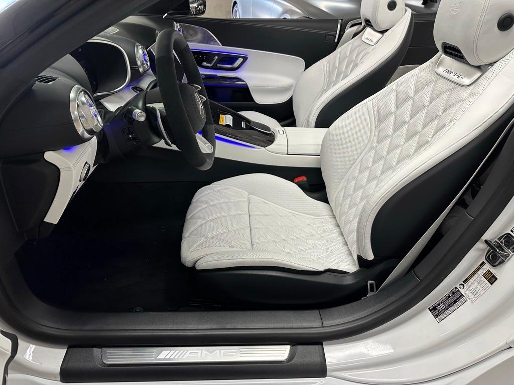 new 2024 Mercedes-Benz AMG SL 63 car, priced at $215,800