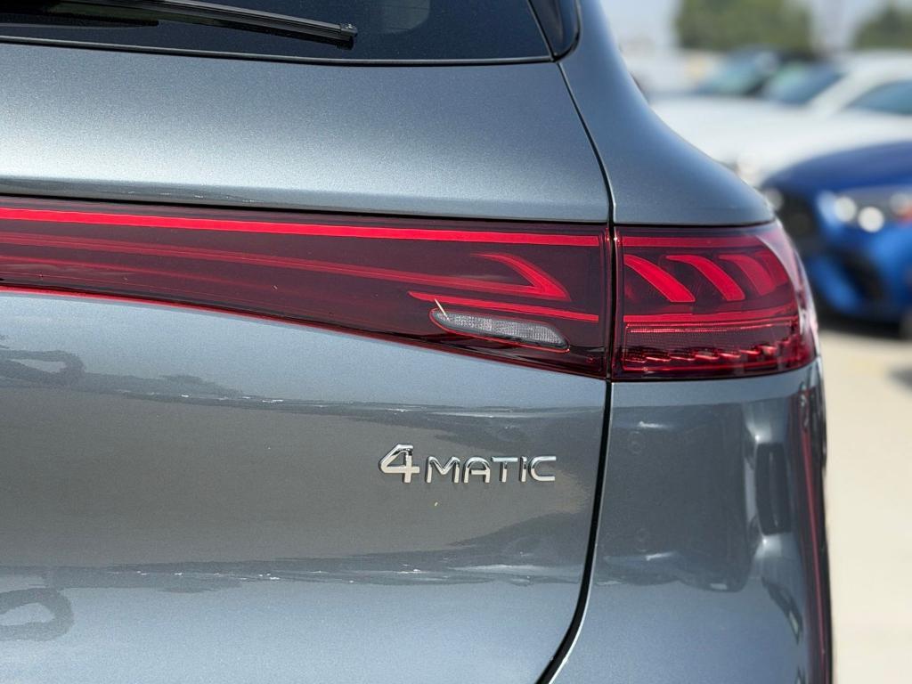 new 2026 Mercedes-Benz EQS 400 car, priced at $98,315