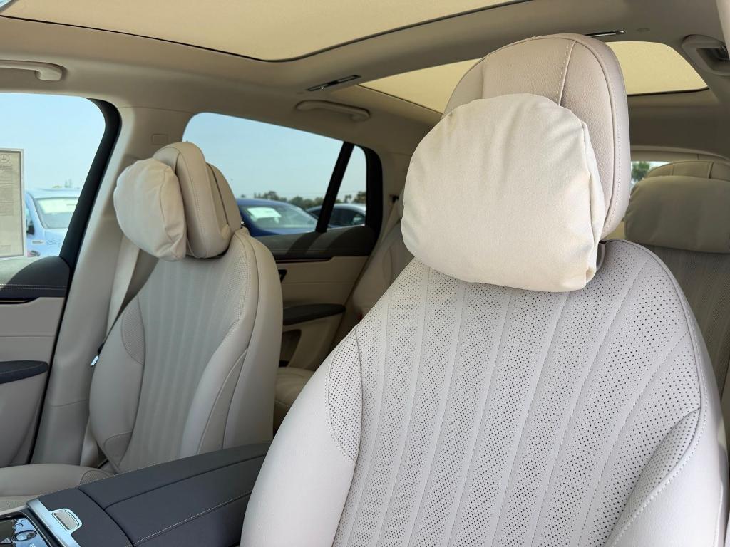 new 2026 Mercedes-Benz EQS 400 car, priced at $98,315