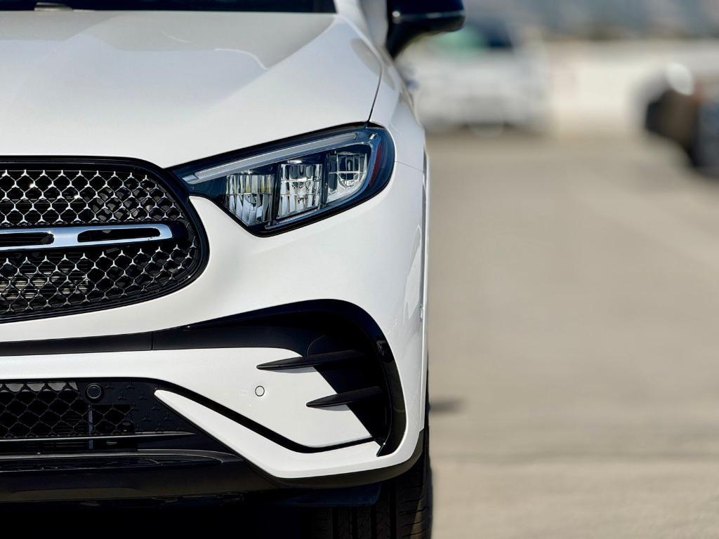new 2026 Mercedes-Benz GLC 300 car, priced at $71,635