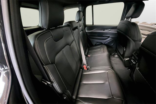 new 2025 Jeep Grand Cherokee car, priced at $43,919